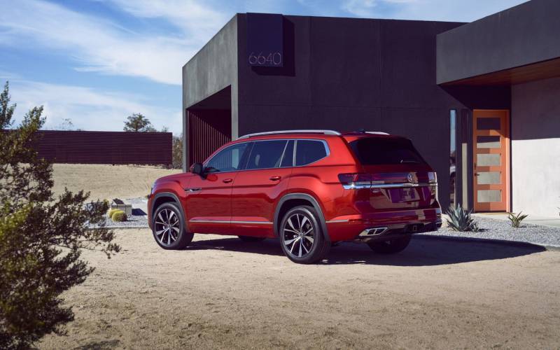 Volkswagen Atlas SEL 4MOTION 2024 SUV Drive